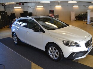 Volvo V40 D2 Cross Country Panoramtak Fin