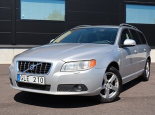 Volvo V70 2.5T Momentum / Dragkrok / PDC / AC