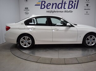 BMW 330e Sedan| Adaptiv Farthållare | Navigation