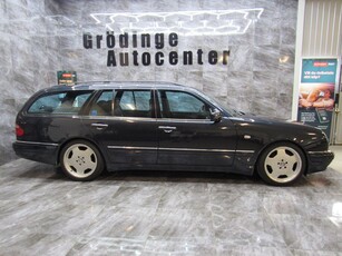 Mercedes-Benz E 55 AMG T Avantgarde