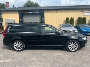 Volvo V70 D4 AWD Geartronic Classic, Momentum Drag/värmare