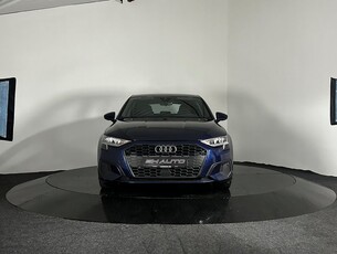 Audi A3 Sportback 30 TFSI Comfort|En ägare|Ny besiktad|