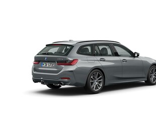 BMW 330e xDrive Touring LCI/ Adaptiv farth. / V-HJUL / 4,95%