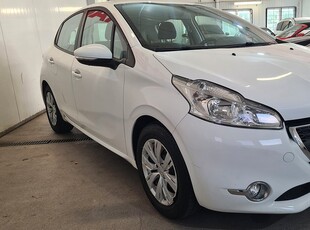 Peugeot 208 1.2 VTi ,Ny kamrem ,Ny servad,(6000 mil)