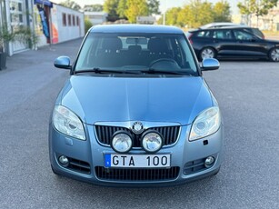 Skoda Fabia Kombi 1.2 69hk | Kedja | Drag | AC