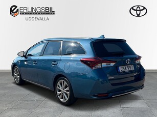 Toyota Auris 1.8 HYBRID TS EXECUTIVE V-HJUL FULLSERVAD