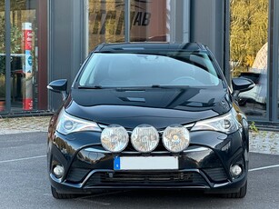 Toyota Avensis Kombi 2.0 D-4D Active Plus Euro 6 Dragkrok