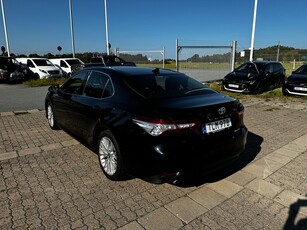 Toyota Camry 2.5 HYBRID AUT EXCUTIVE LÄDER 2-ÅRS GARANTI