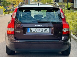 Volvo V50 2.4 Bensin 140HK Nybesiktigad Värmare tak vinge