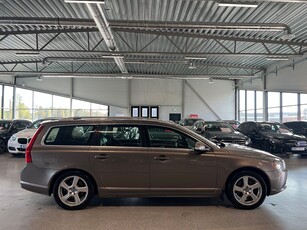 Volvo V70 2.5T Flexifuel Summum Kamrem Bytt DRAG M-värmare