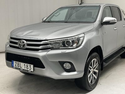 Toyota Hilux 2.4 D 4WD (150hk)