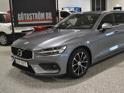 Volvo V60B4 Momentum Läder 2021, Kombi