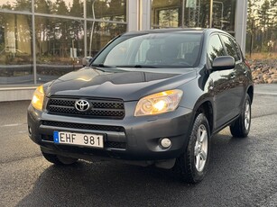 Toyota RAV4 2.0 VVT-i 4x4 AUT DRAG NYBESIKTAD FULL UTRUSTAD