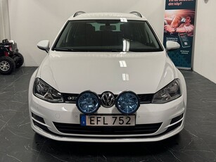 Volkswagen Golf Sportscombi 2.0 TDI R-LINE AUT VÄRMARE DRAG