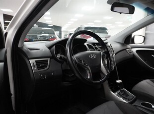 Hyundai i30 Kombi 1.6 CRDi 110 hk Drag 2.95% Ränta Besiktad