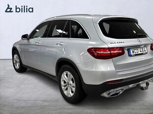 Mercedes-Benz GLC 220D 4MATIC Drag V-hjul Nyservad Garanti