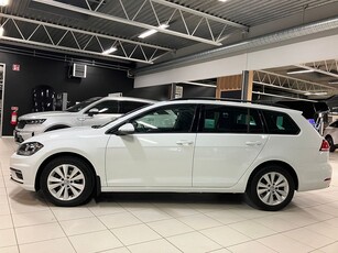 Volkswagen Golf Sportscombi 110hk I Multimedia skärm I Vinterhjul