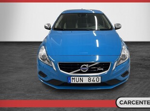 Volvo S60 T3 Momentum, R-Design /P-sens/Kam bytt/Låg skatt