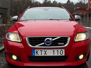 Volvo V50 D2 115HK R-Design Drag Xenon Värm Nybesiktigad