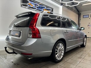 Volvo V50 D5 Manuell, 180hk Summum Drag Keyless El stolar