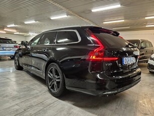 Volvo V90 Recharge T6 AWD Drag Navi Dödavinkel 20”Aluf