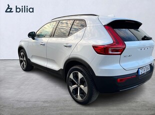 Volvo XC40 B4 FWD Bensin Plus Dark | 360 kamera | Klimatpaket