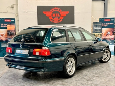 BMW 523 i E39 Touring Automat Lågmil med M-sport detaljer!