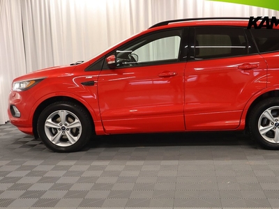 Ford Kuga 1.5 EcoBoost ST-line 5.99% Carplay P-sensorer 150hk