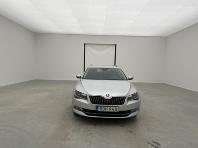 Skoda Superb 1.8 TSI 180hk L&K P-Värm Skinn Kamera Navi Drag