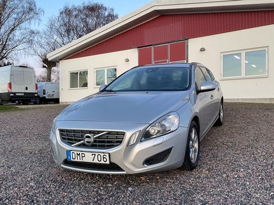 Volvo V60D2 Momentum m kamrem 2012, Kombi