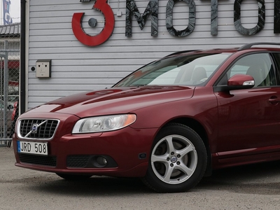 Volvo V70 2.5T Flexifuel Automat Låga mil/Två brukare/Drag