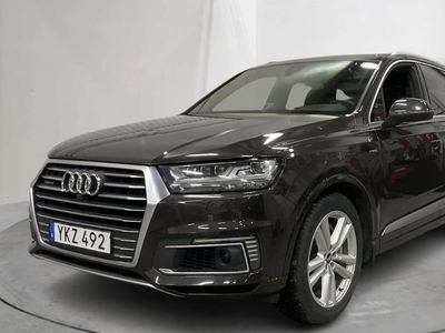 Audi e-tron quattroQ7 3.0 TDI 2017, Personbil