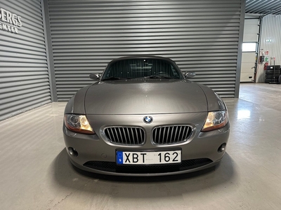 BMW Z4 3.0i 231hk Manuell Navi El-stolar Skinn PDC