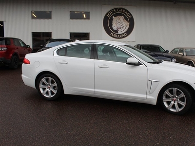 Jaguar XF3.0 V6 Euro 5, få ägare, MKT fin 2015, Sedan