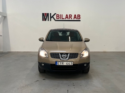 Nissan Qashqai 2.0 4x4 / Dragkrok / Panoramaglastak /