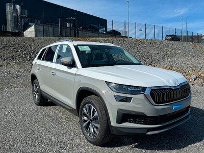 Skoda KodiaqSTYLE 2,0TSI 4X4 DRAG VÄRMARE LAGERBIL 2024, SUV