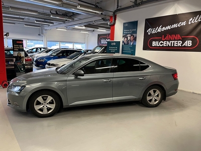 Skoda Superb 2.0 TDI L&K Drag Navi Kamera PDC Skinn LÅGAMIL