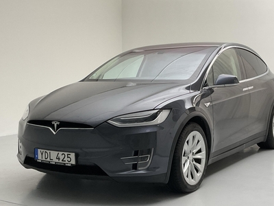 Tesla Model X 90D