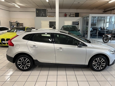 Volvo V40 Cross Country D3 150hk Geartronic Momentum