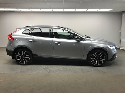 Volvo V40 Cross Country D3 Adv Edition