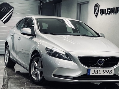 Volvo V40D2 Momentum|D-värmare|Drag|Navi| 2016, Kombi