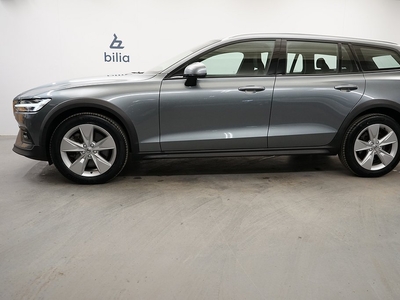 Volvo V60 Cross Country B5 AWD Bensin Advanced, on call, Navigation