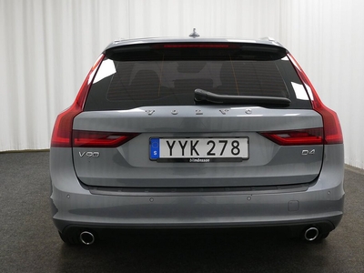 Volvo V90 D4 Momentum SE