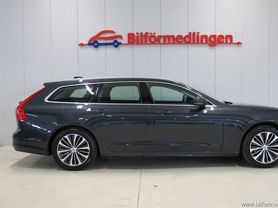 Volvo V90 T8 AWD 390hk Momentum Advanced Edition Drag Navi Värmare