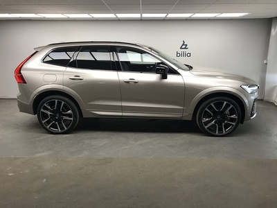 Volvo XC60 Recharge T6 Ultimate Dark