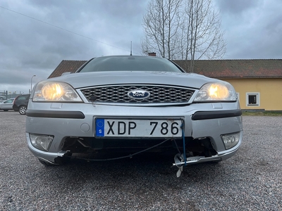 Ford Mondeo Kombi 3.0 V6 Besiktad till September