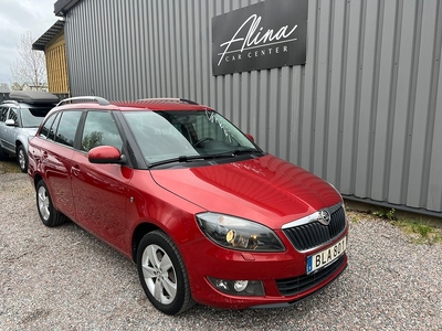 Skoda Fabia Kombi 1.2 TSI Ambiente P-Sensor Lågamil Euro 5