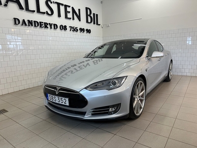 Tesla Model S P85D 4WD Insane + 738HK Moms Se Spec Svensksåld