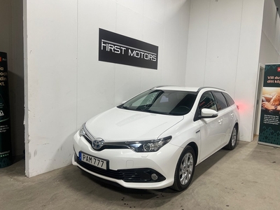 Toyota Auris Touring Sports Hybrid e-CVT Euro 6/Välskött/Två