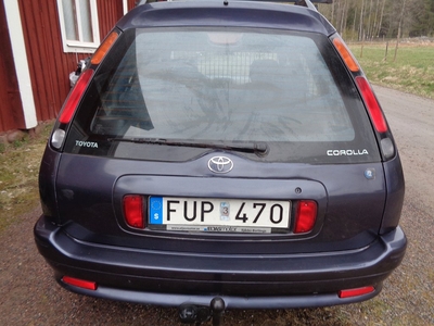 Toyota Corolla Kombi 1.6 BES/DRAG/MV/BRA DÄCK/FINANS/INBYTE